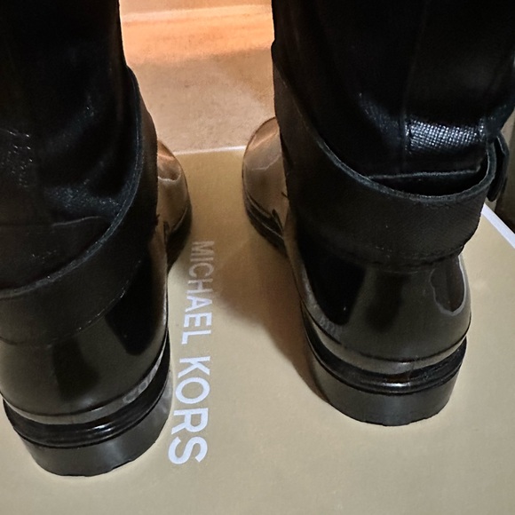 Michael Kors snow / rain boots - Picture 6 of 12